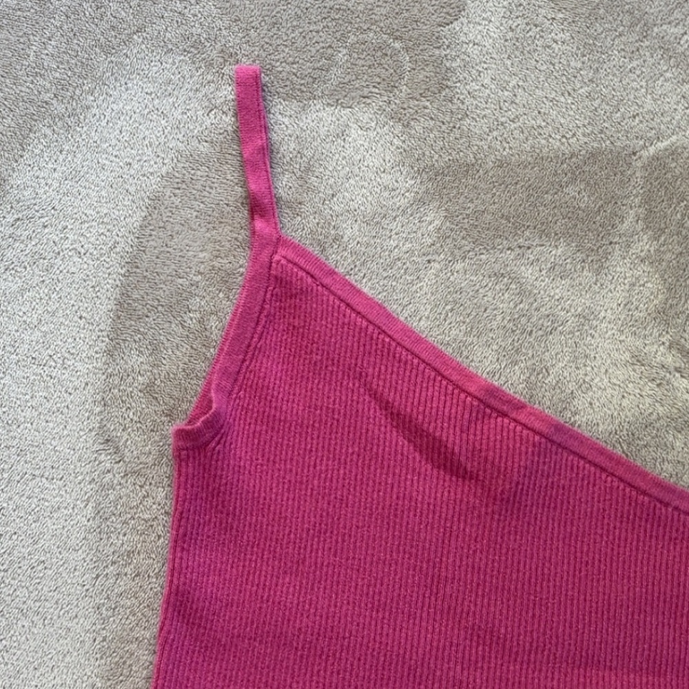 Kendall & Kylie Asymmetrical Pink Top - Picture 5 of 11